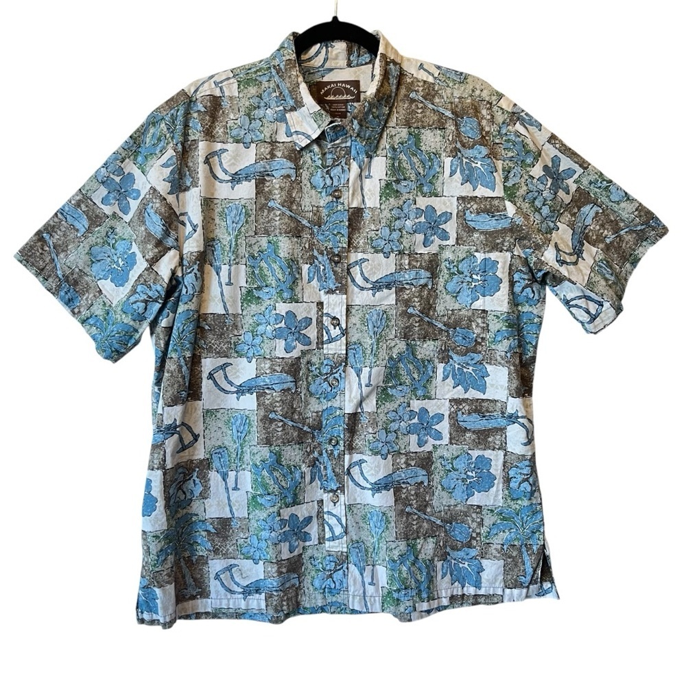 Makai Hawaii Button up shirt XL Short sleeve Pocket Cotton Blue Hawaiian Floral